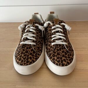 Sperry Leopard Print Bermuda Beach Sneaker - Women’s Size 8